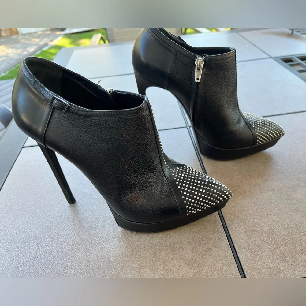 SAINT LAURANT PARIS/YSL LADIES BLACK SILVER STUD PLATFORM HEEL BOOTIES-9M - Picture 1 of 16